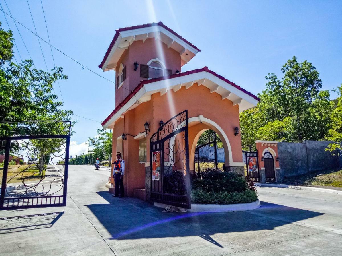 Hillview Apt W/ Pool Access - Free Wifi Tagbilaran Exterior foto